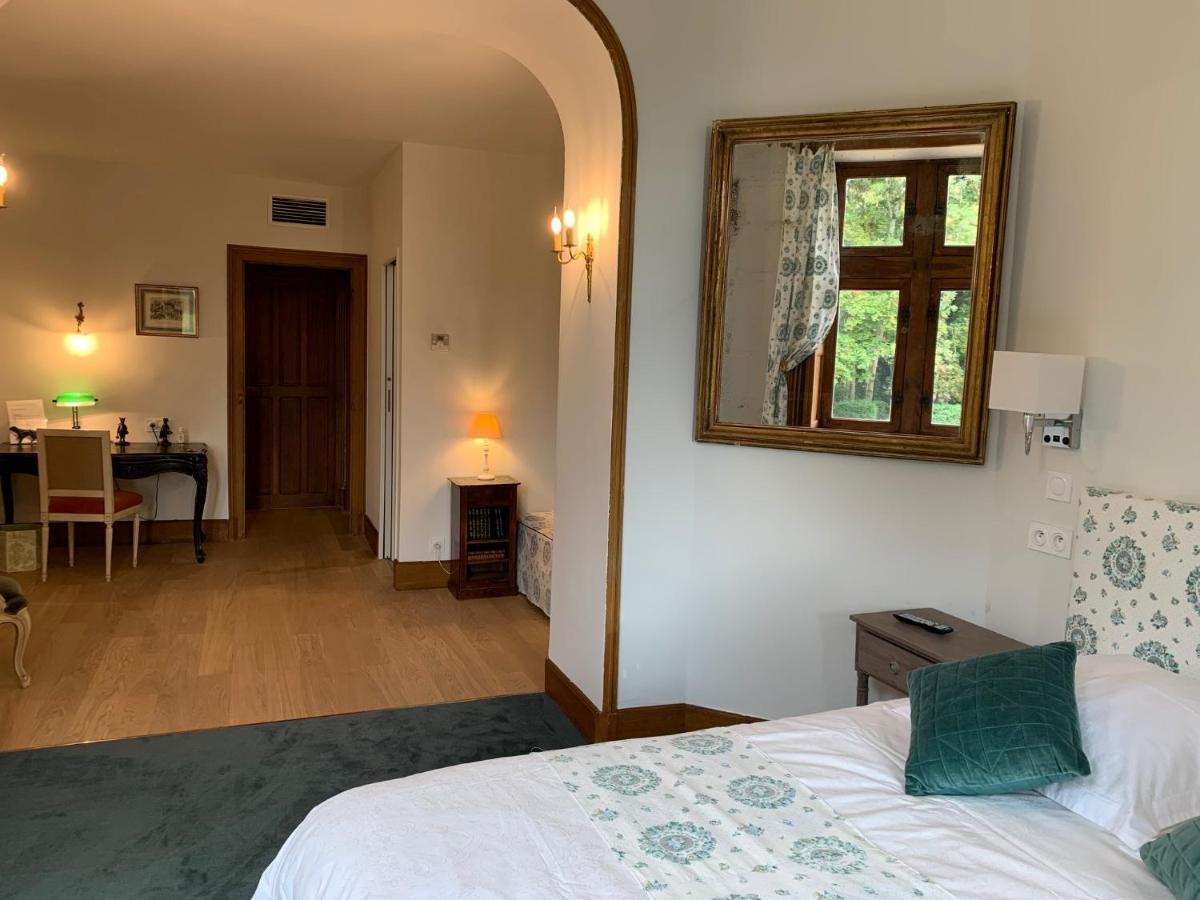 L'Abeaupiniere Bed & Breakfast Reboursin Rom bilde