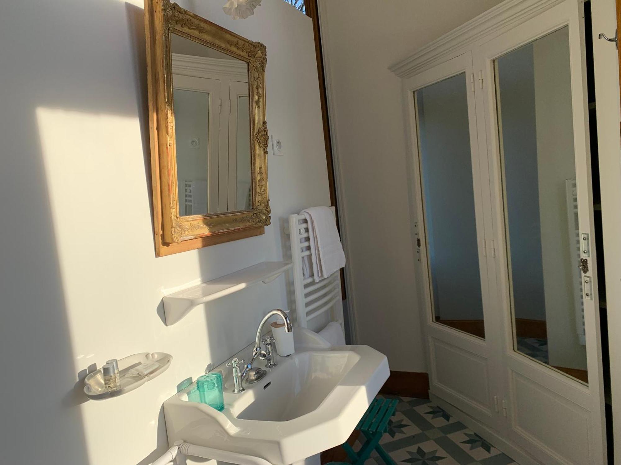 L'Abeaupiniere Bed & Breakfast Reboursin Rom bilde